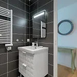 Apartment Le Shabby Chic, Beau T2, Patio, Centre *